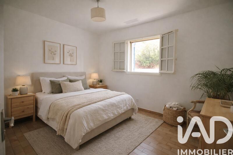 Maison - 215 m² - 5 pièces