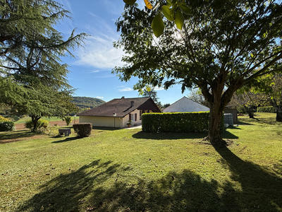 Maison - 142 m² - 6 pièces