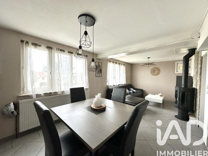 Maison - 92 m² - 5 pièces