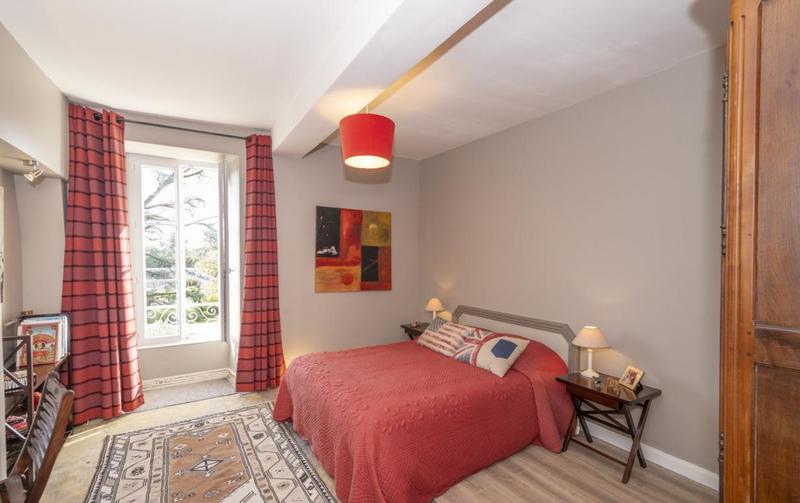 Hôtel particulier - 338 m² - 11 pièces