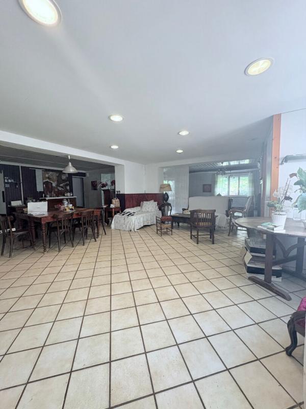 Maison de village - 236 m² - 5 pièces