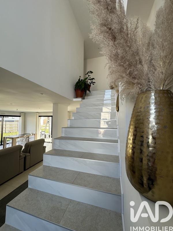 Maison - 150 m² - 6 pièces