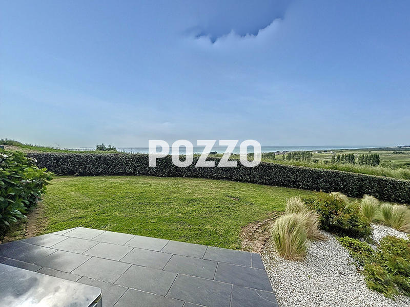 Maison - 292 m² - 10 pièces