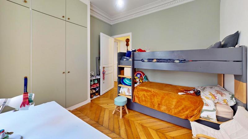 Appartement - 103 m² - 5 pièces