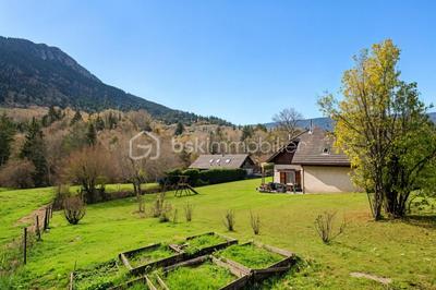 Maison - 164 m² - 5 pièces