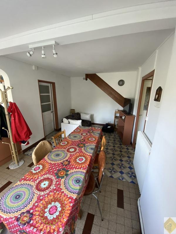 Maison - 96 m² - 5 pièces