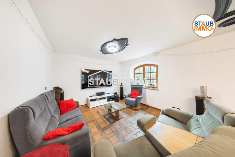 Maison - 271 m² - 13 pièces