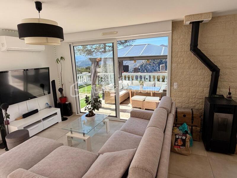 Maison - 127 m² - 7 pièces