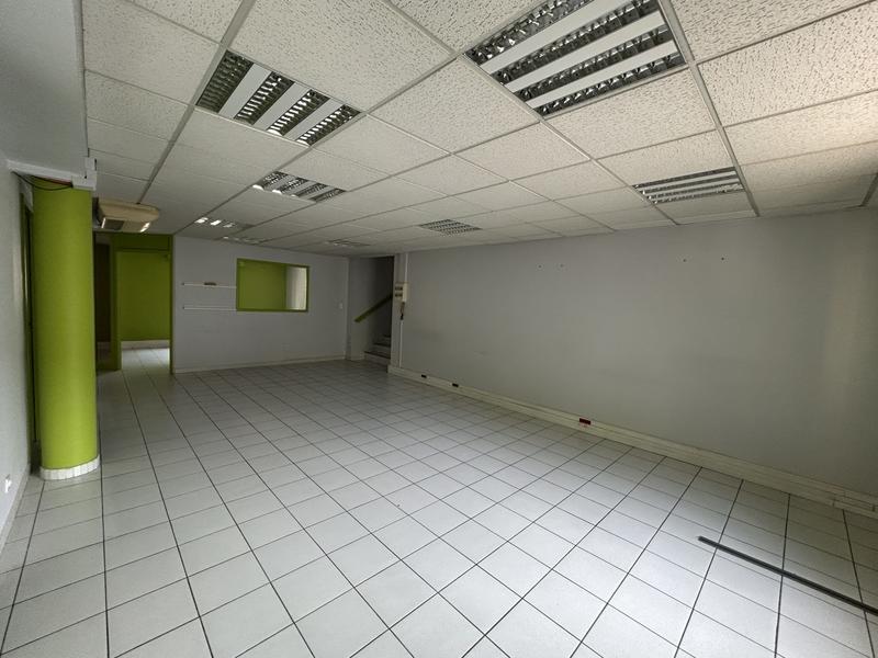 Appartement - 99 m² - 4 pièces