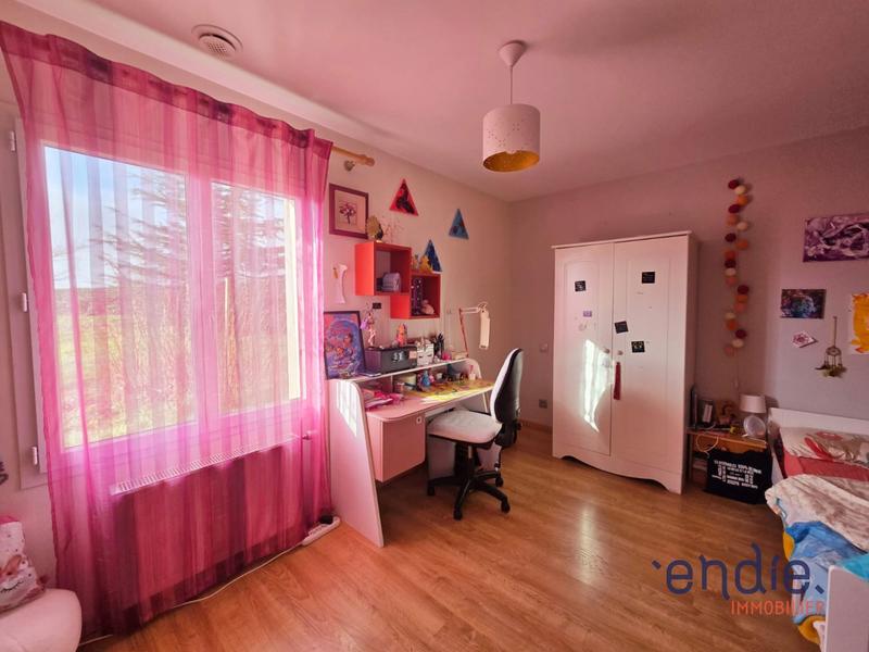 Maison - 228 m² - 6 pièces