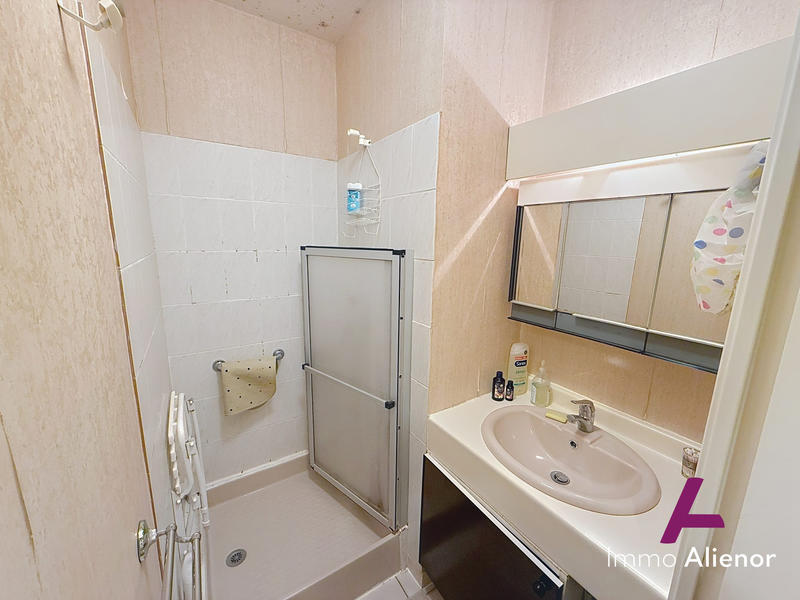 Appartement - 104 m² - 4 pièces