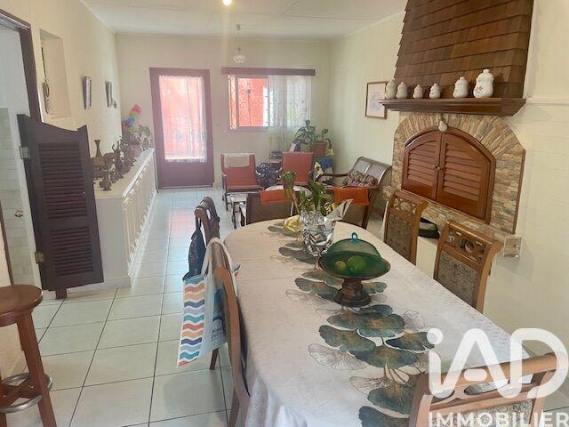 Maison - 200 m² - 9 pièces