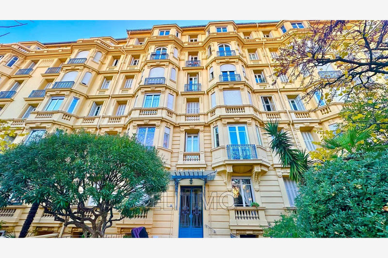 Appartement - 102 m² - 5 pièces