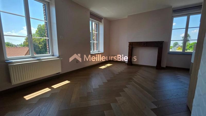 Maison - 227 m² - 9 pièces