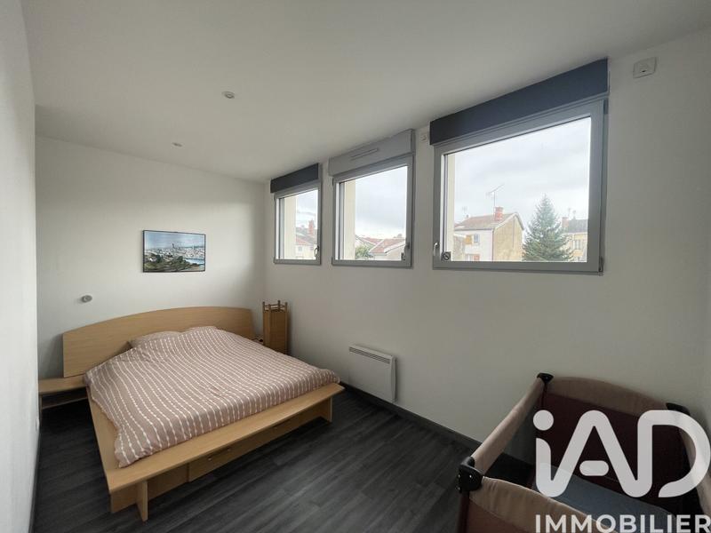 Appartement - 75 m² - 3 pièces