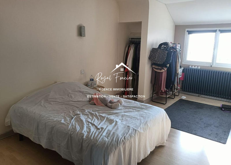 Maison traditionnelle - 200 m² - 8 pièces