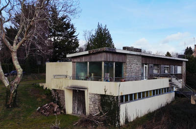 Maison - 280 m² - 7 pièces