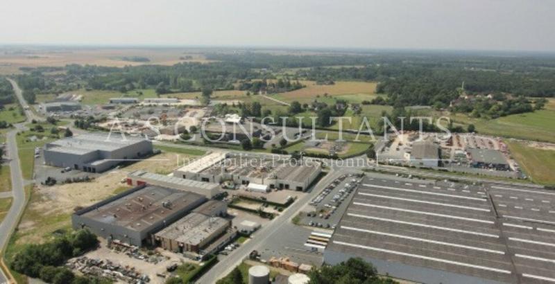 Entrepôt - 3 823 m²