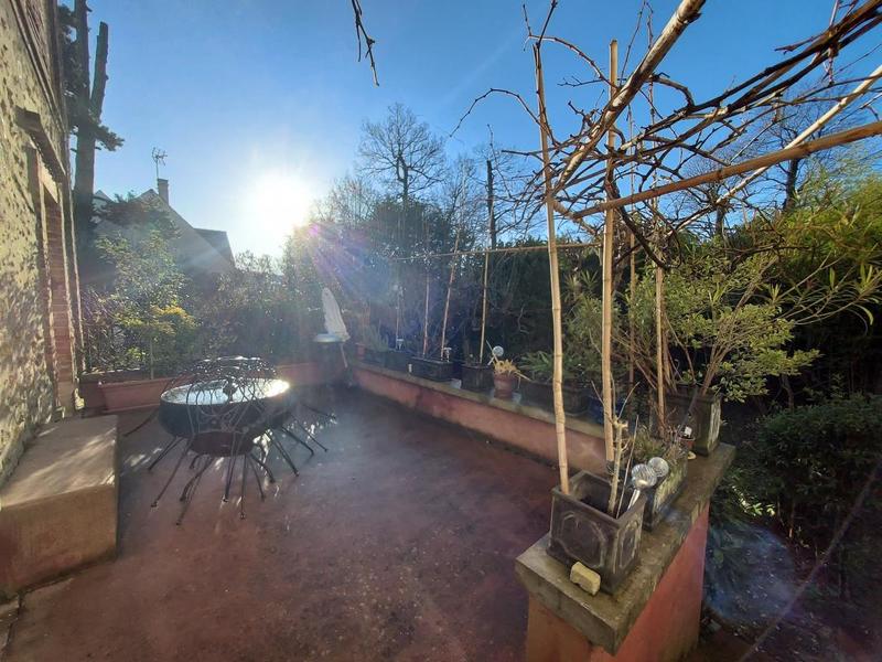 Maison - 200 m² - 5 pièces