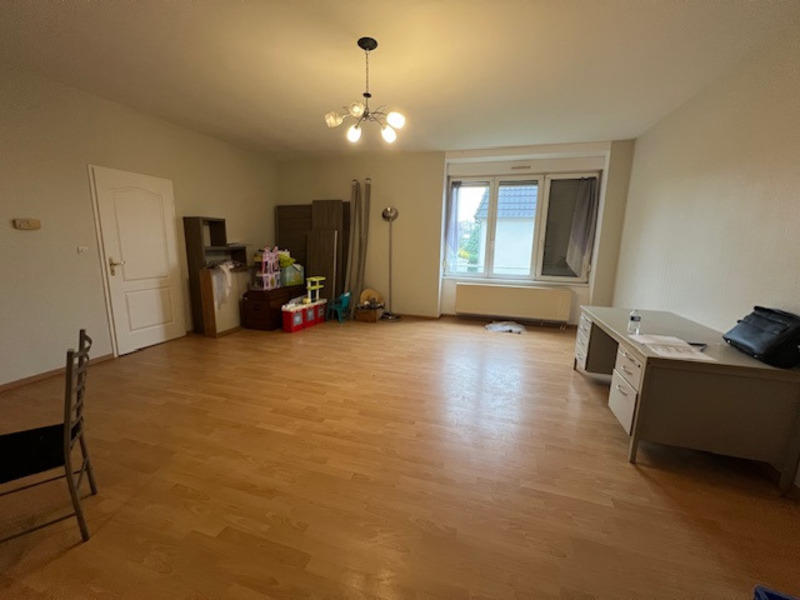 Appartement - 90 m² - 3 pièces