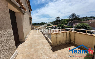 Appartement - 141 m² - 6 pièces