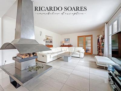 Longère - 213 m² - 7 pièces