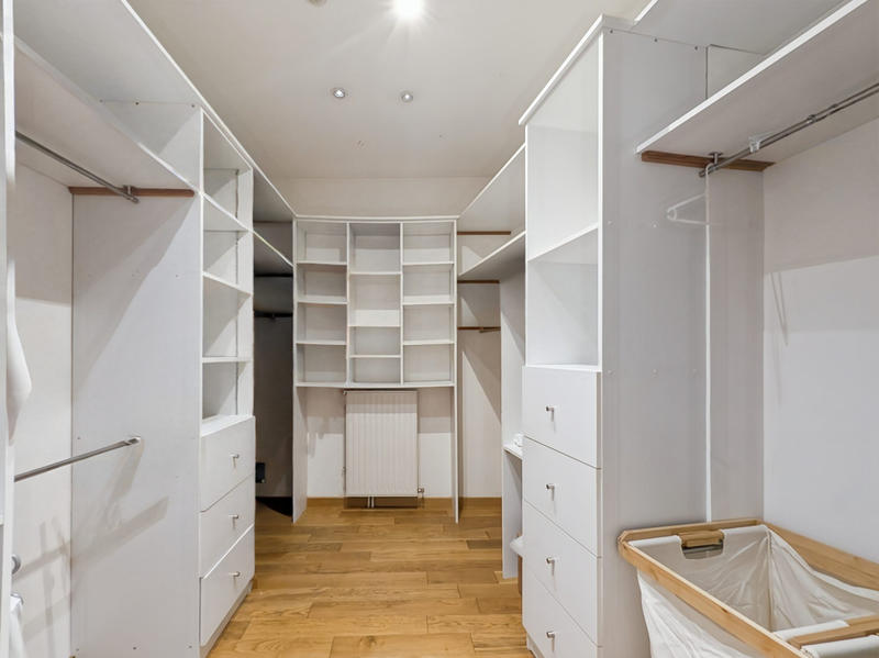 Maison - 200 m² - 7 pièces