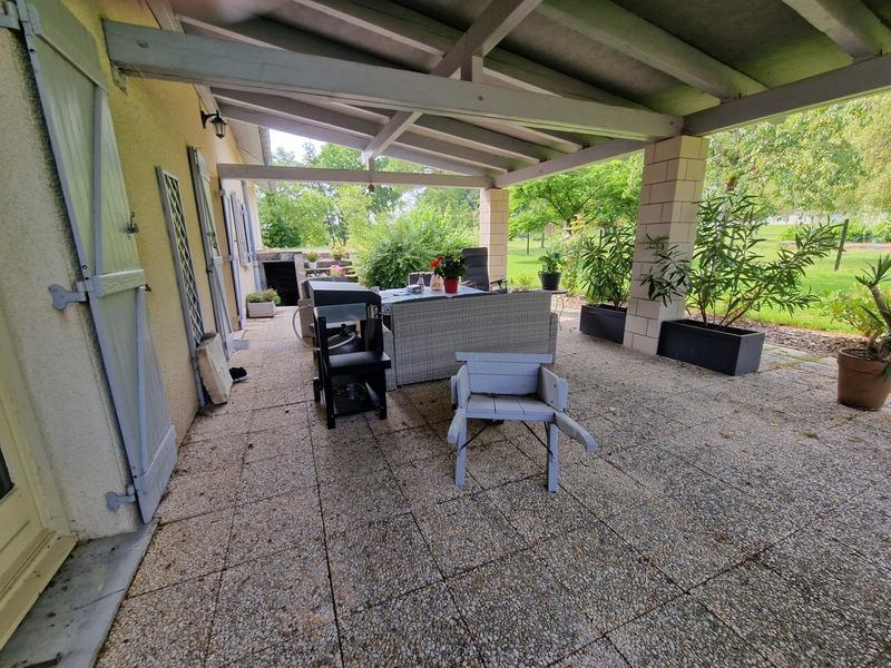 Maison - 206 m² - 6 pièces