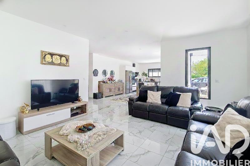 Maison - 151 m² - 6 pièces