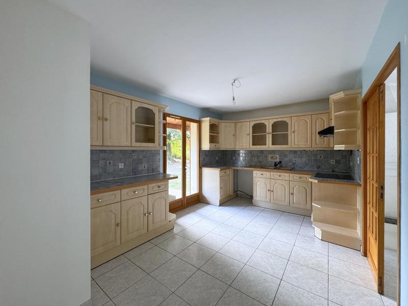 Maison - 130 m² - 7 pièces