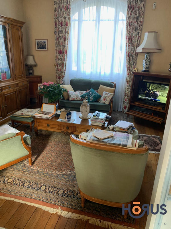 Viager - Maison traditionnelle - 165 m² - 6 pièces