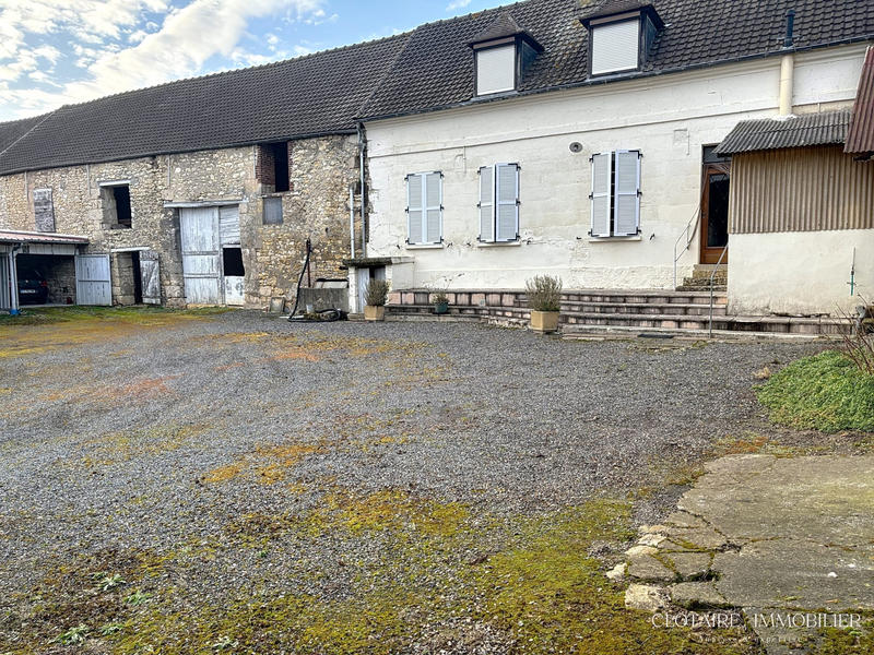 Ferme - 750 m² - 5 pièces