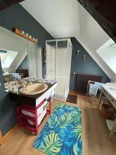 Maison - 180 m² - 6 pièces