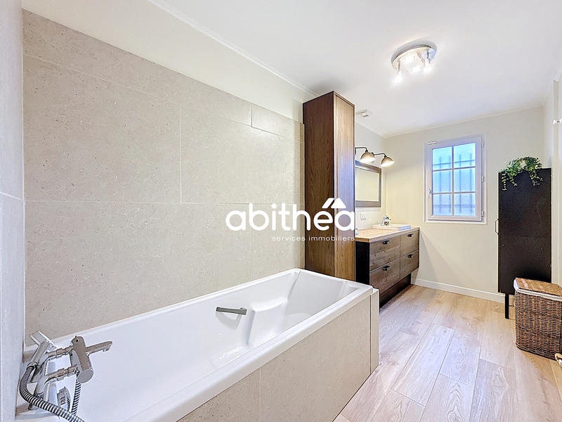 Maison - 155 m² - 6 pièces