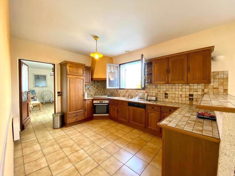 Maison - 140 m² - 4 pièces