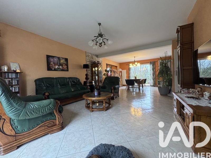 Maison - 180 m² - 8 pièces