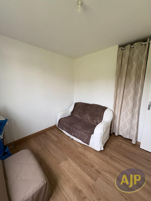 Maison - 80 m² - 3 pièces