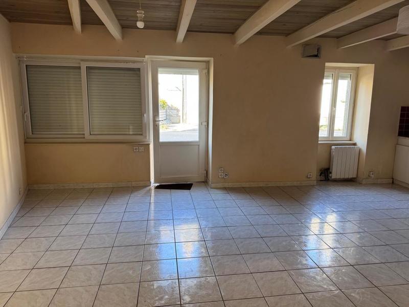 Maison en pierre - 71 m² - 4 pièces