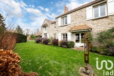 Maison - 360 m² - 9 pièces