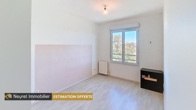 Appartement - 81 m² - 4 pièces