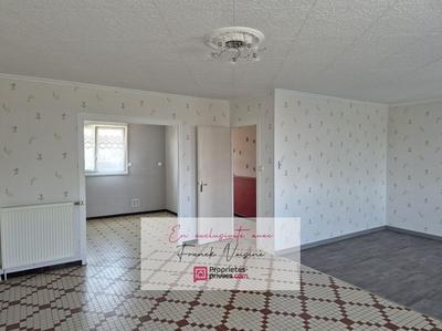 Maison - 89 m² - 5 pièces