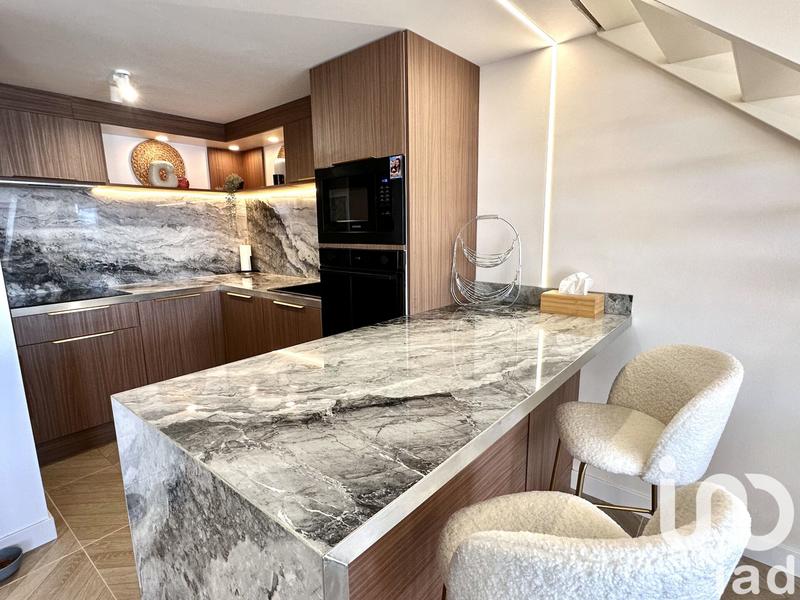 Appartement - 70 m² - 2 pièces