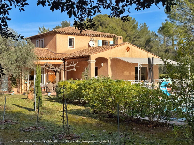 Maison - 152 m² - 7 pièces