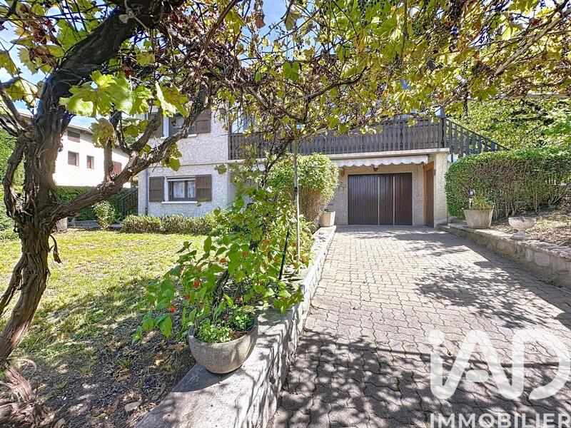 Maison - 165 m² - 7 pièces