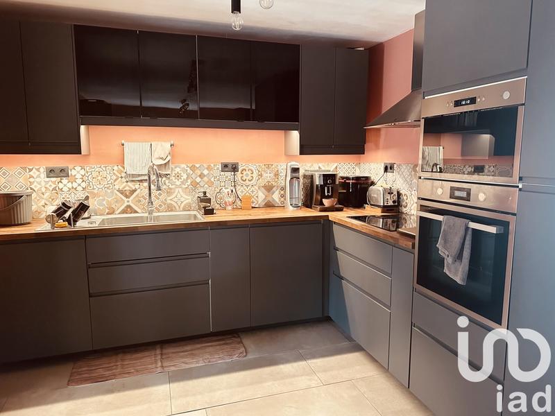 Maison - 122 m² - 5 pièces