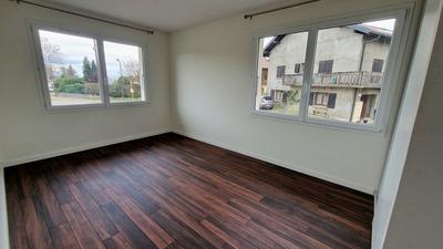 Maison - 331 m² - 7 pièces