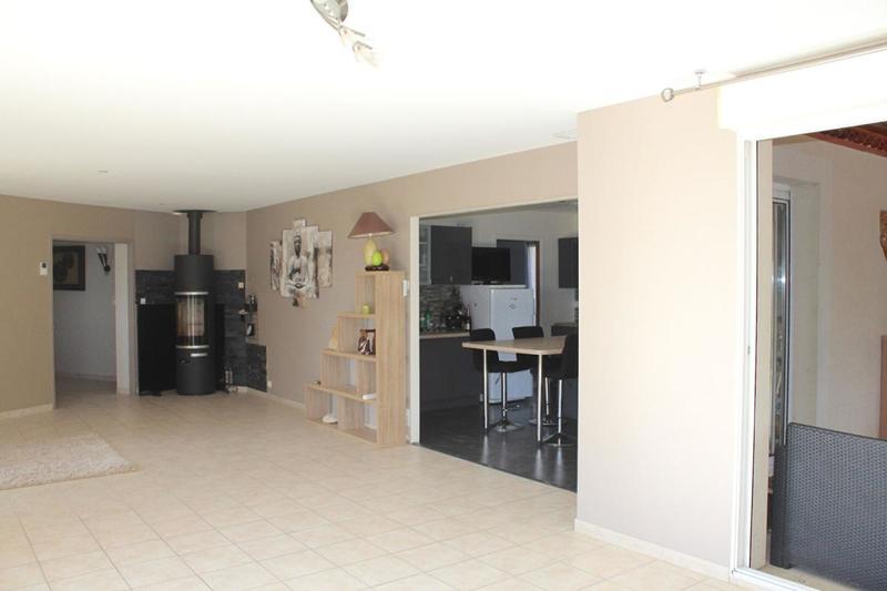 Maison - 215 m² - 6 pièces