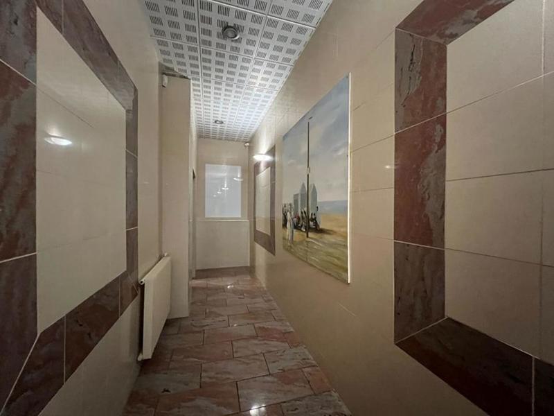 Local commercial - 100 m²