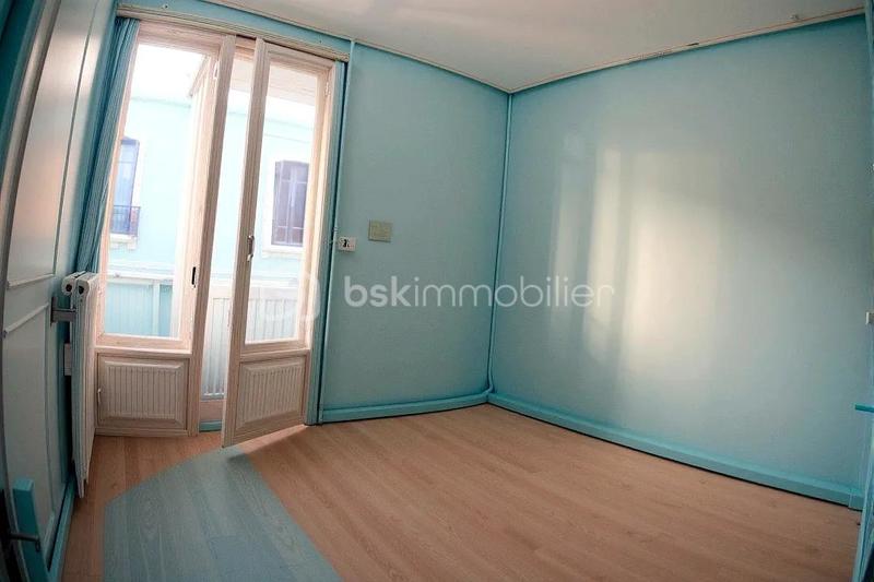 Appartement - 92 m² - 4 pièces