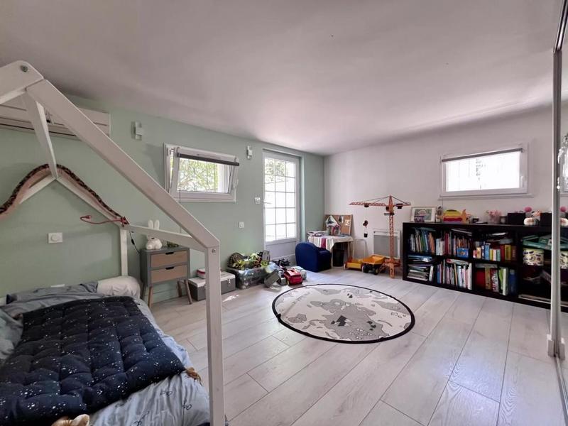 Maison - 170 m² - 5 pièces